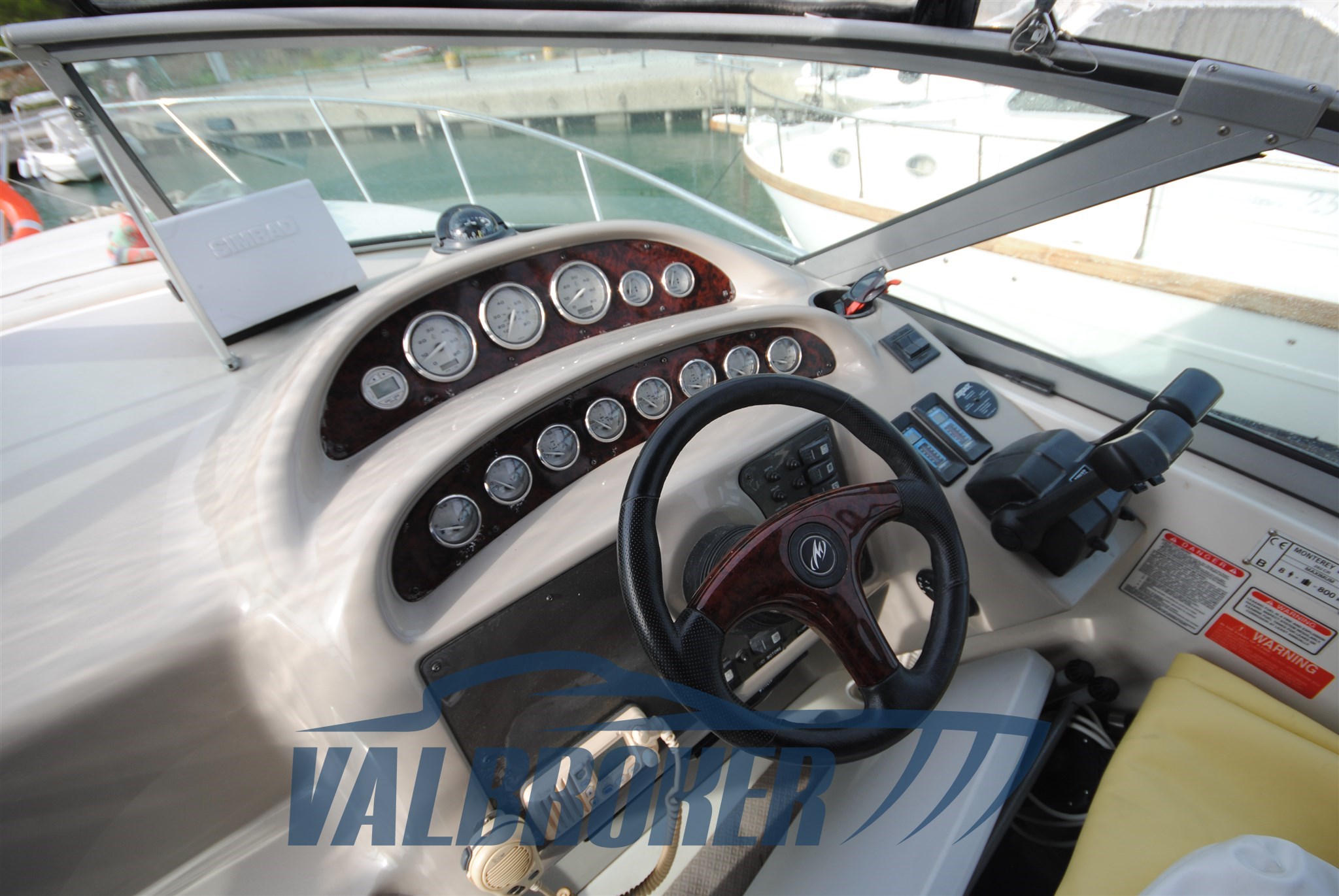 Monterey 282-2005-cruscotto