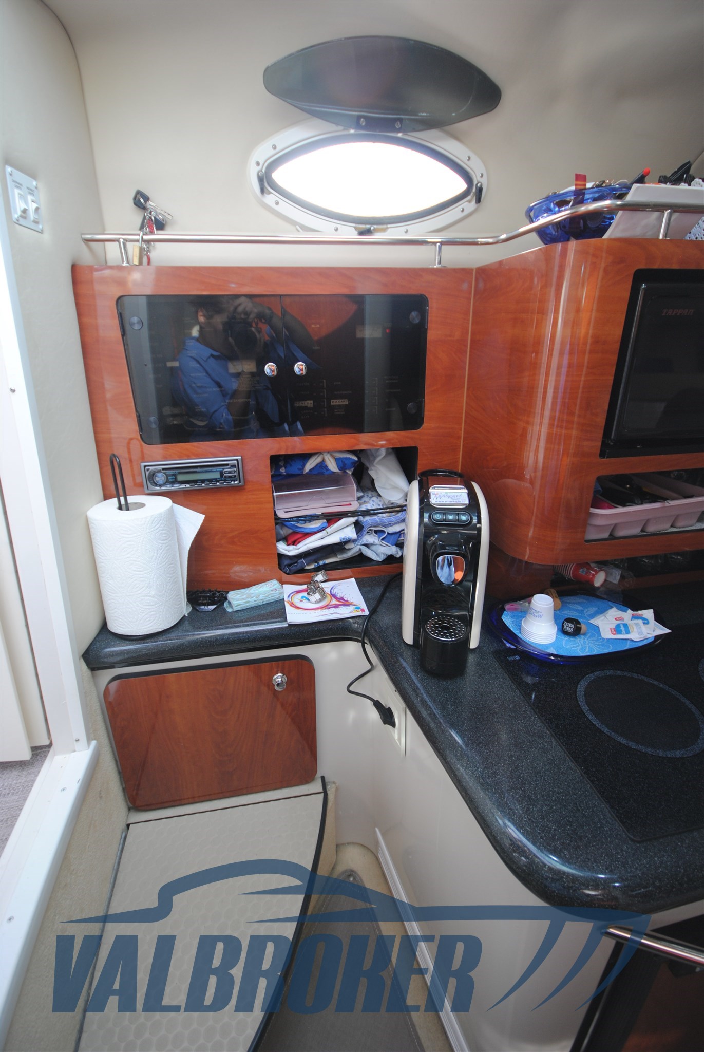 Monterey 282-2005 (9)