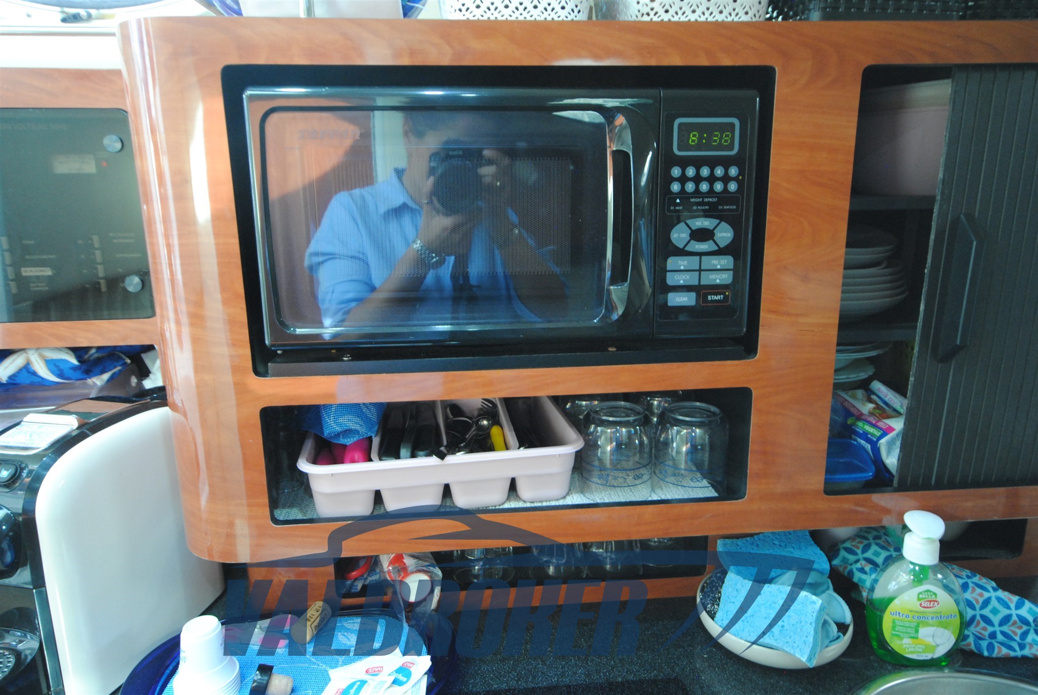 Monterey 282-2005 (12)