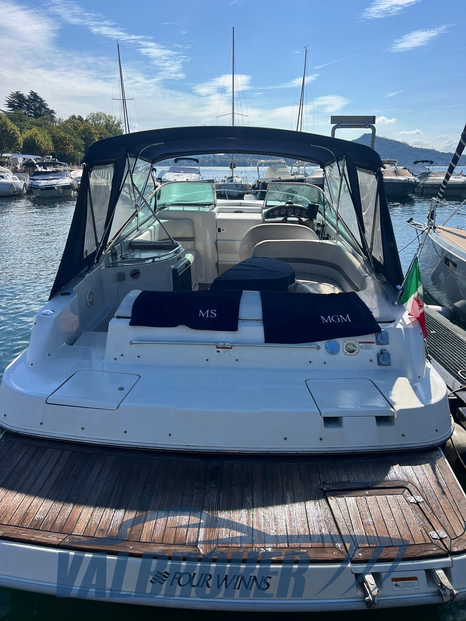 Four winns 285 Lago Maggiore (1)