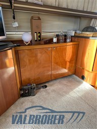 Sealine f 37 2004 interni (7)