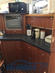 Sealine f 37 2004 interni (1)