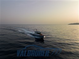 Axopar37 xc (11)