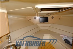 Chris Craft 32 Corsair (230)