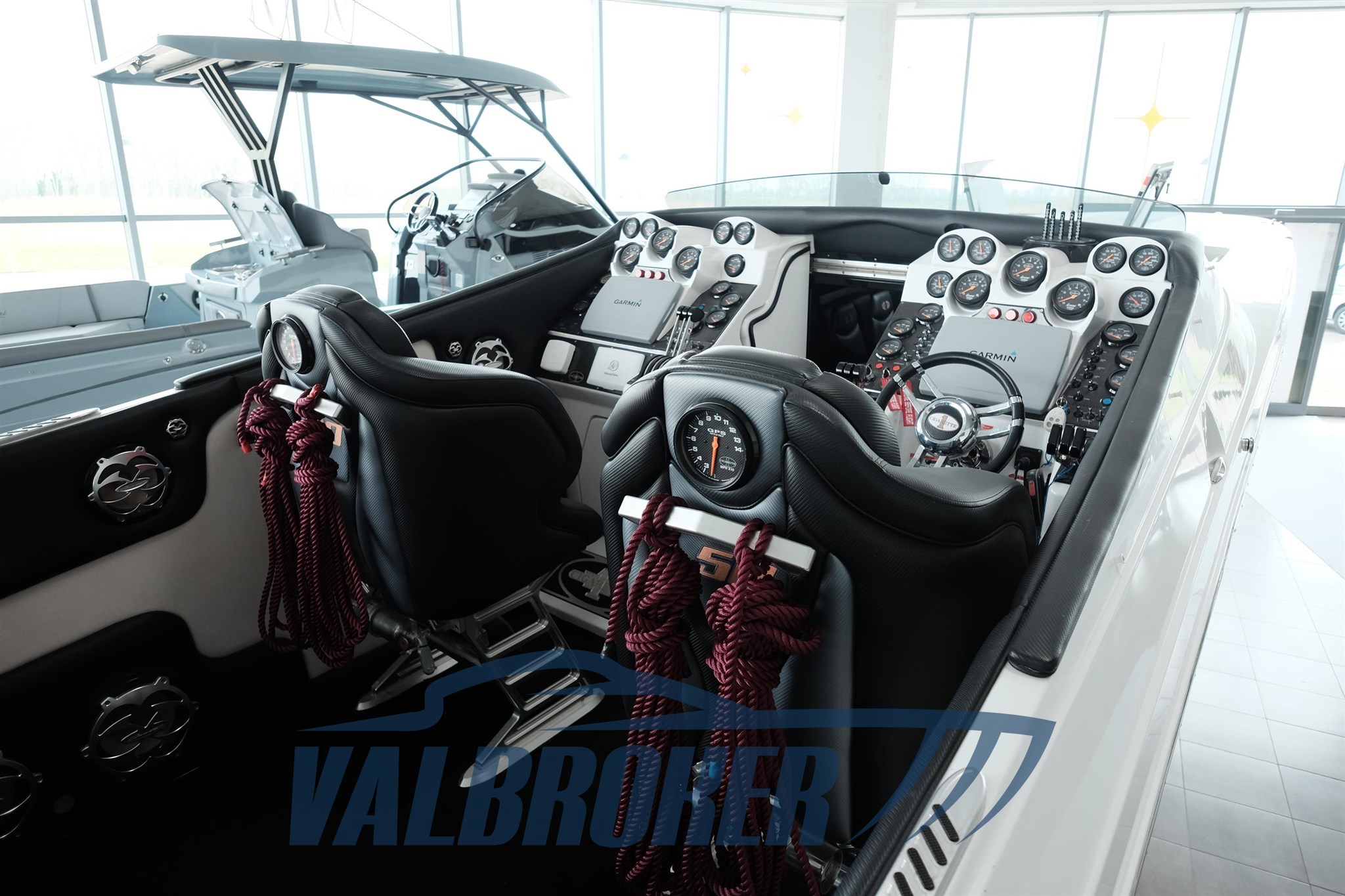 Cigarette 50 Marauder 2009 valbroker (11)