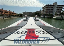 Cigarette 50 Marauder 2009 valbroker (9)