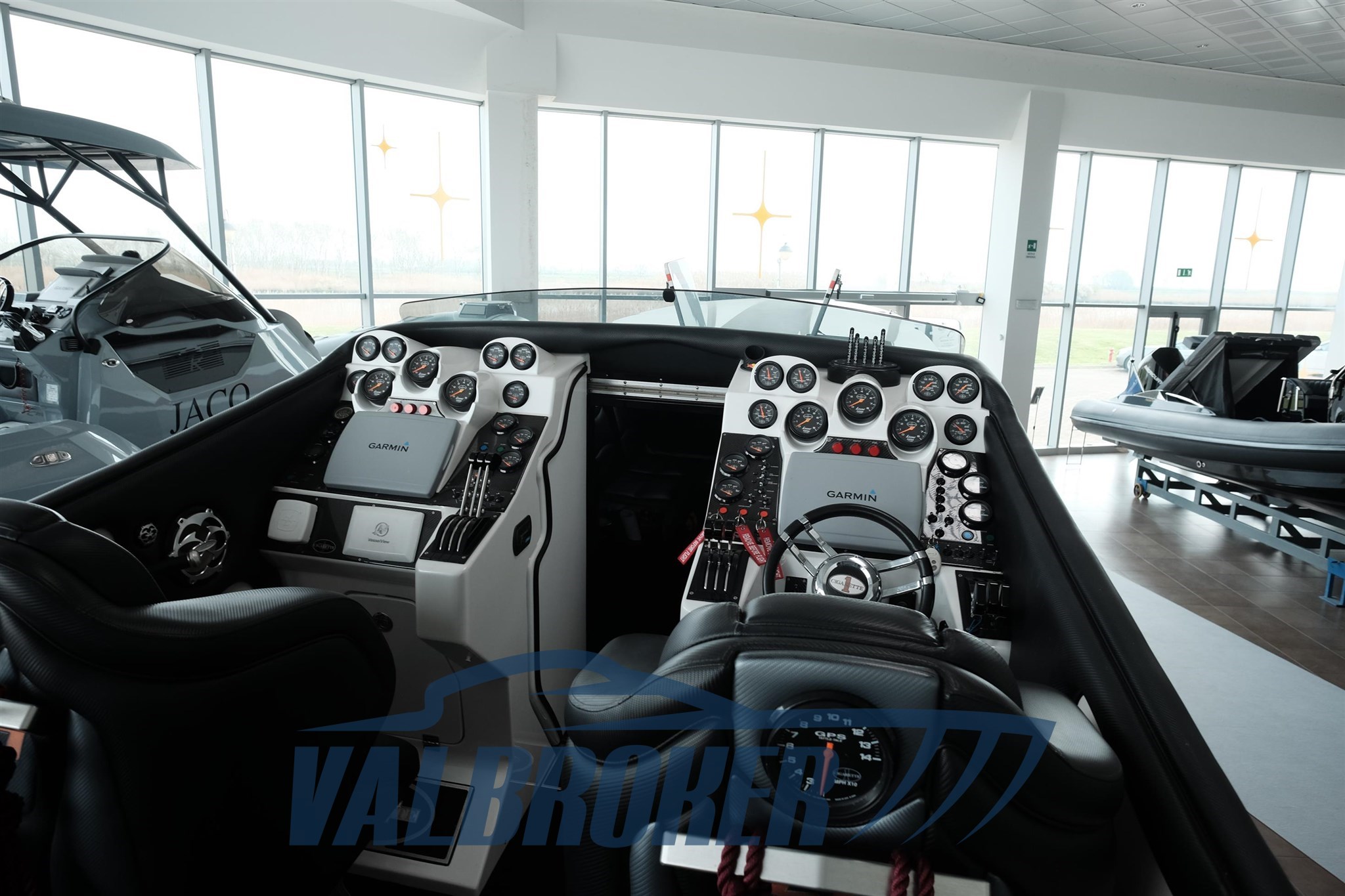 Cigarette 50 Marauder 2009 valbroker (14)