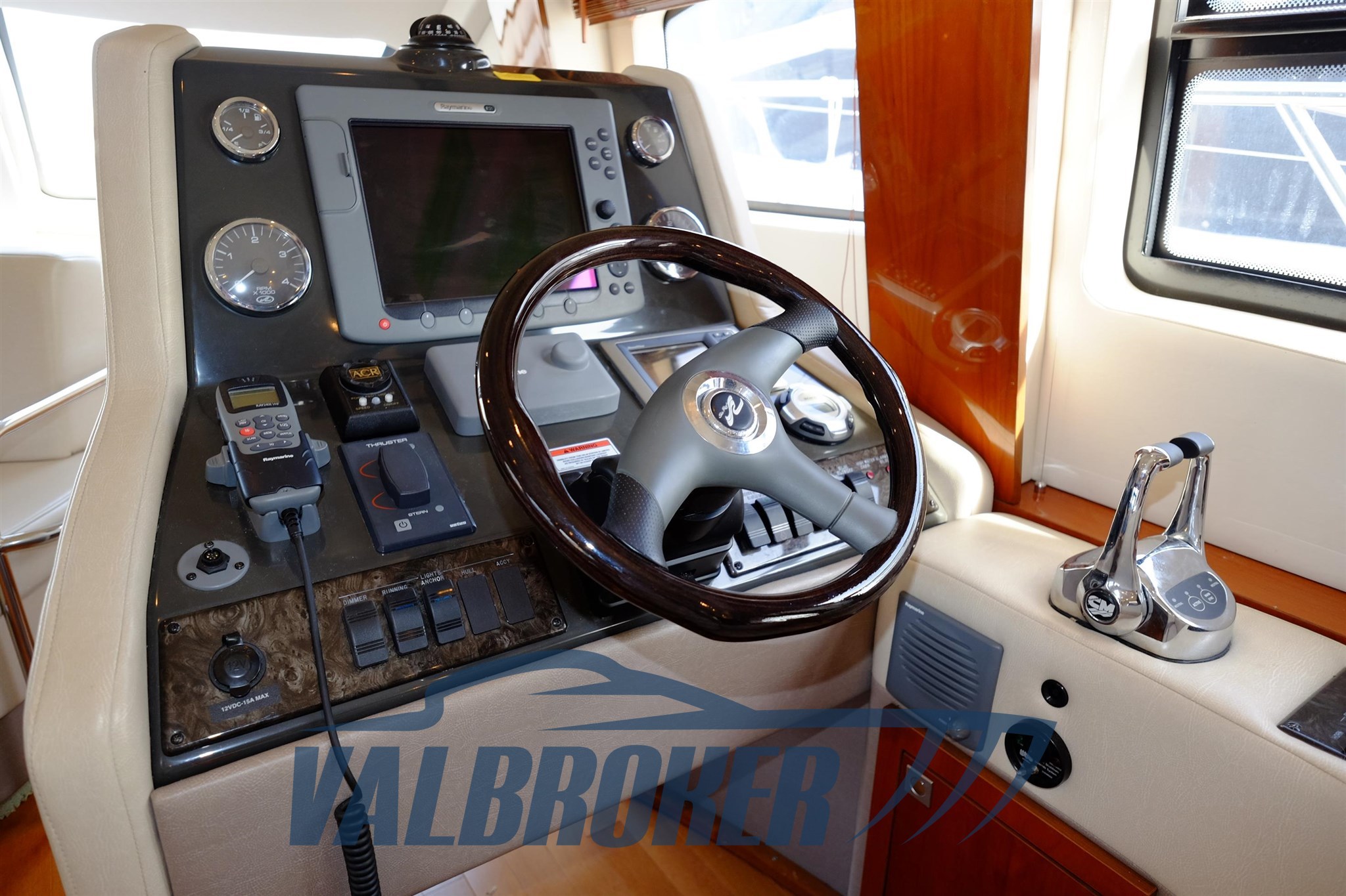 Sea Ray 505 Sedan Bridge Valbroker (40)