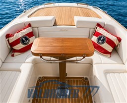 Chris Craft Launch 32 (1)