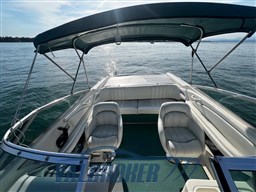 Sea Ray 220 (19)