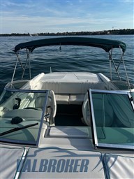 Sea Ray 220 (13)
