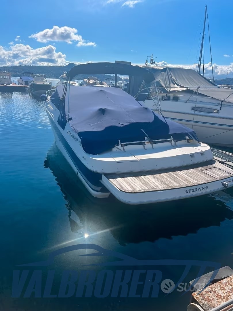 Four winns 285 Lago Maggiore (2)