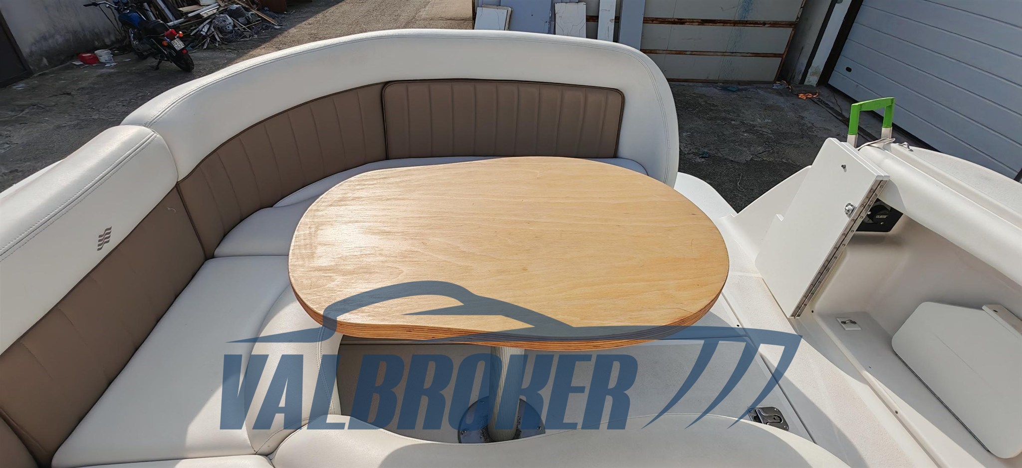 Four Winns 248 Vista (84)