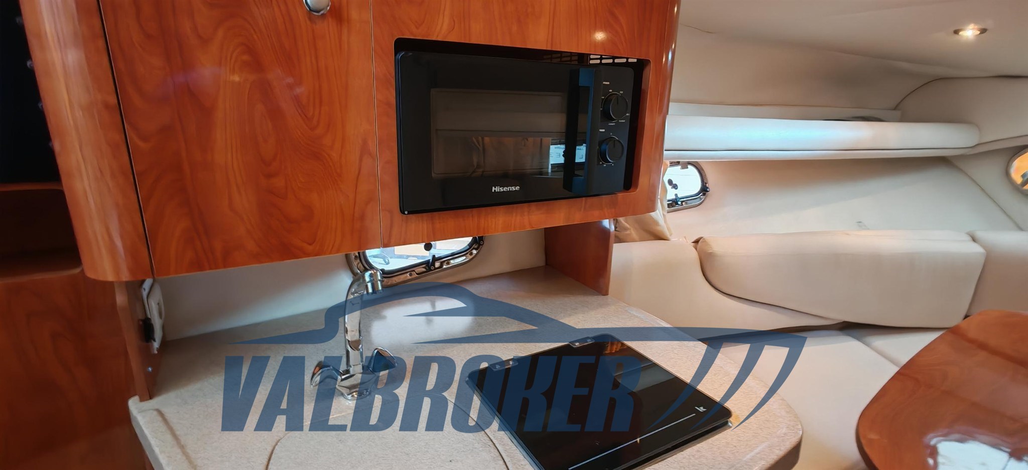 Four Winns 248 Vista (24)