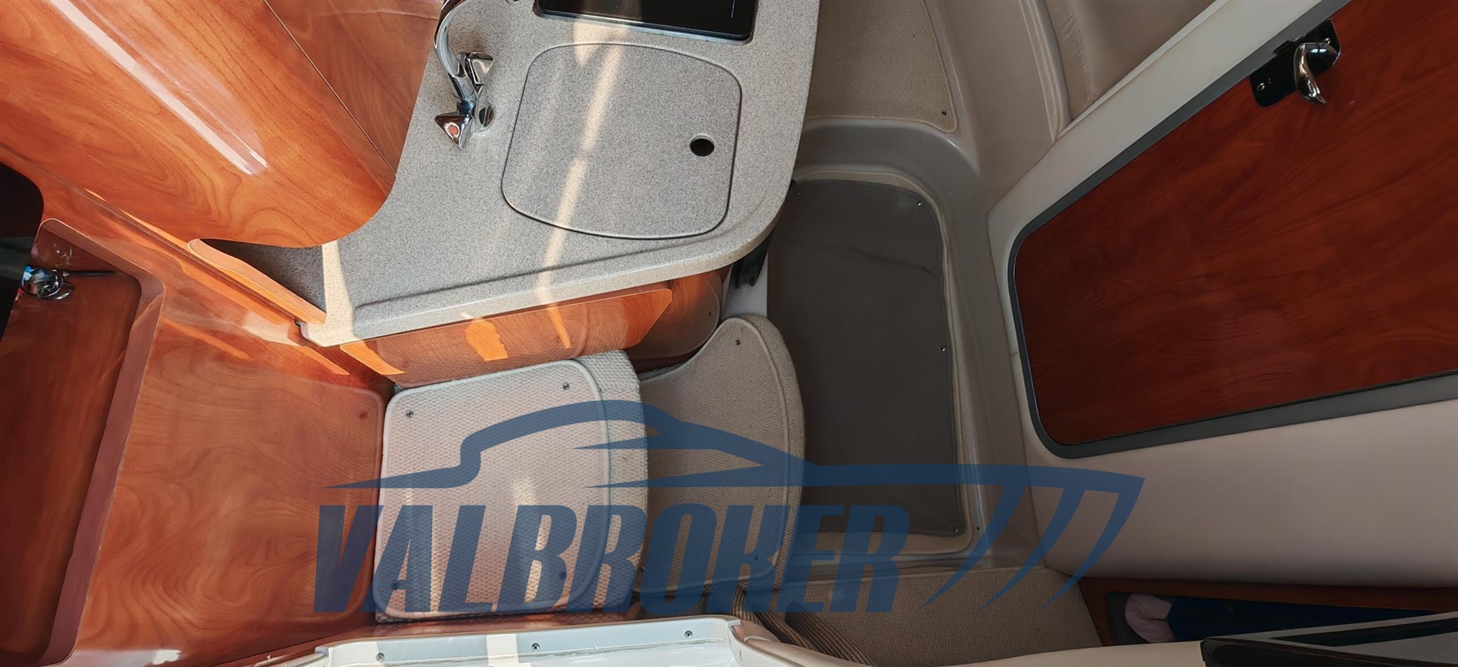 Four Winns 248 Vista (4)