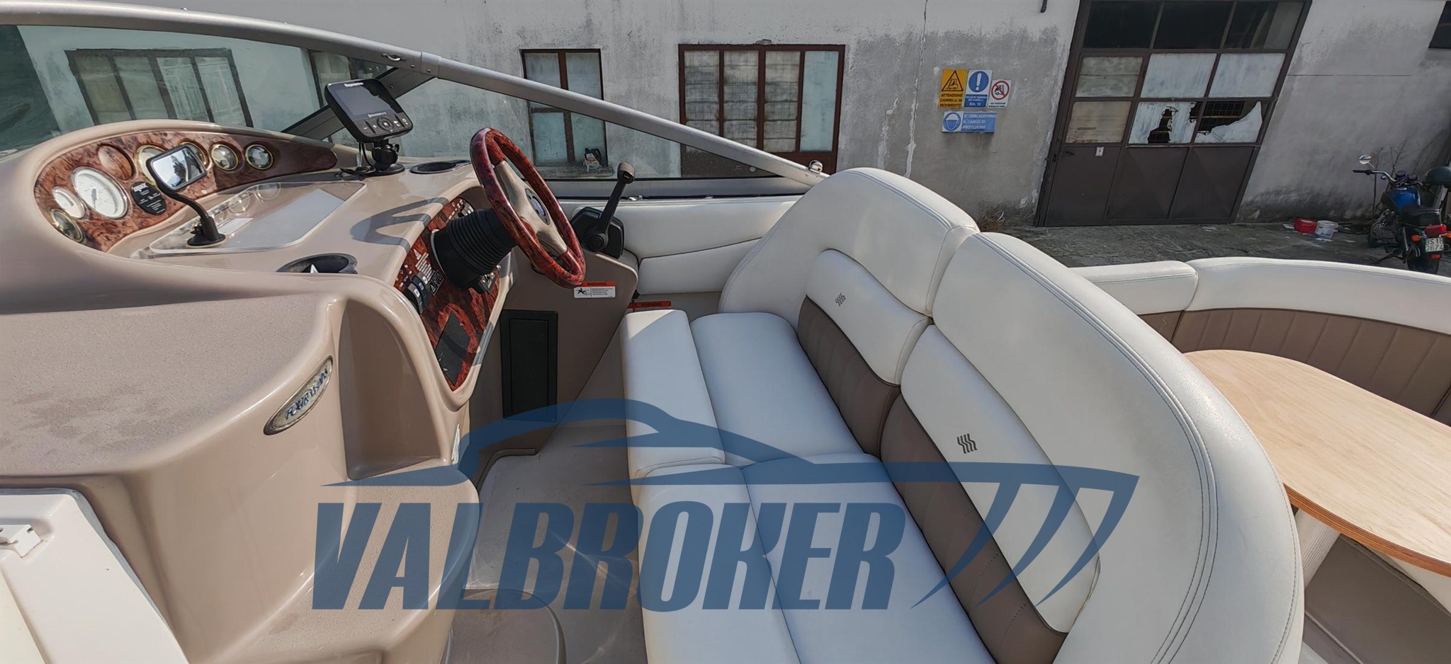 Four Winns 248 Vista (63)