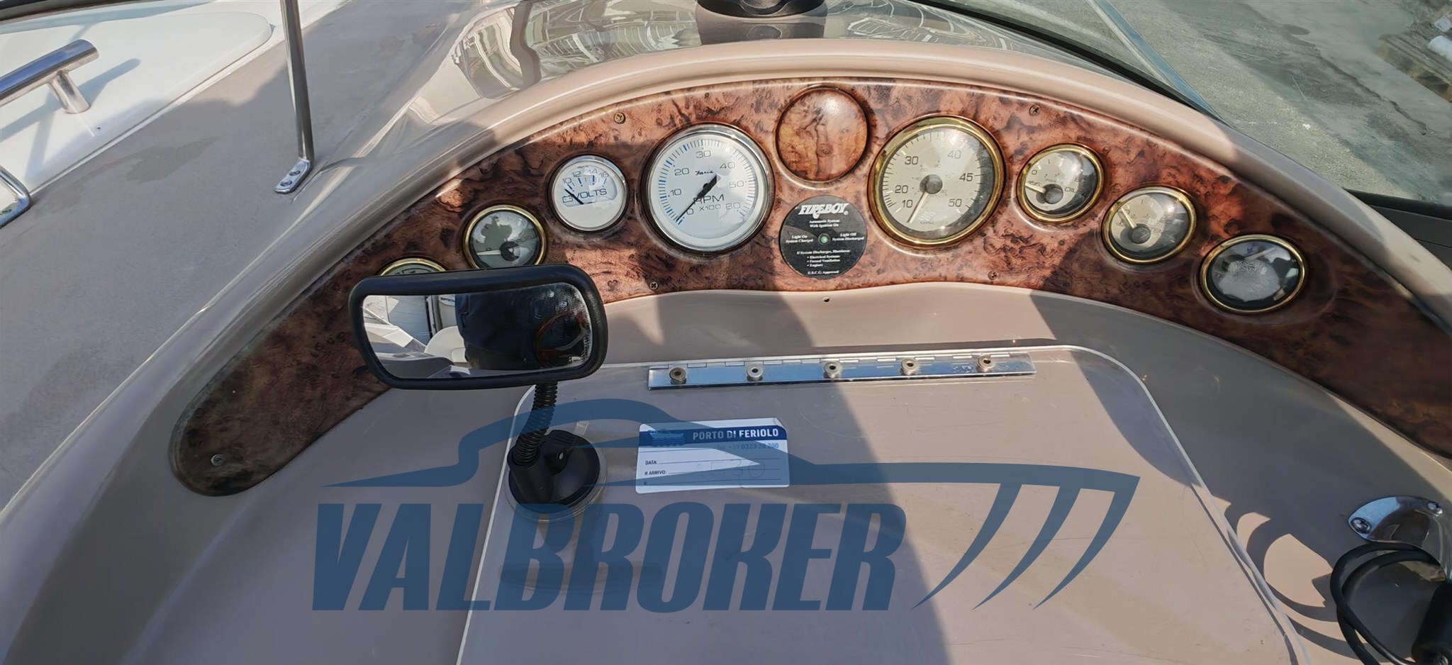 Four Winns 248 Vista (82)