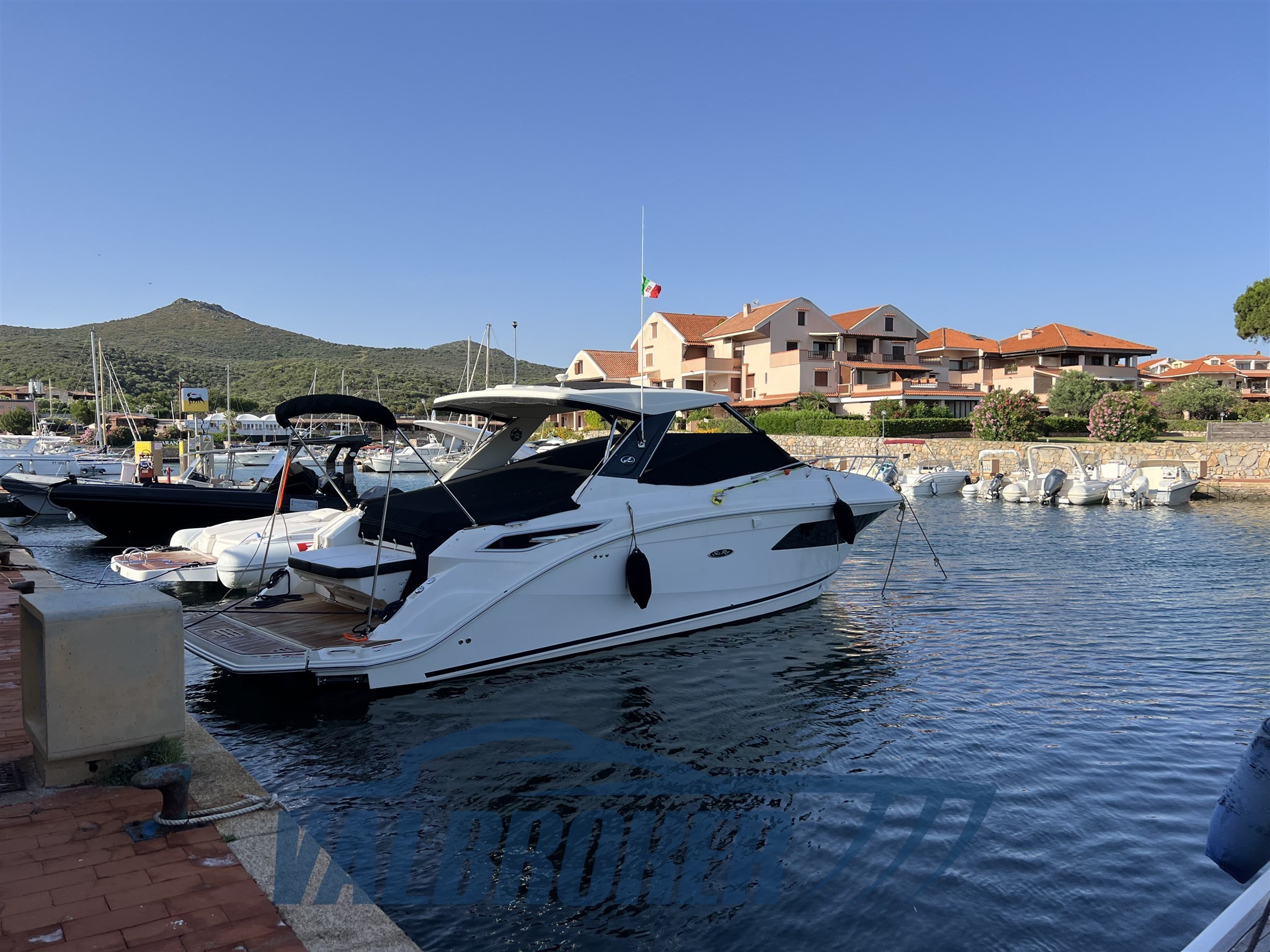 Sea ray 320 sundancer model year 2019 (18)