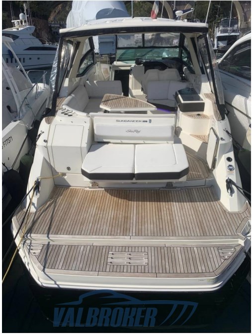 Sea ray 320 2018 Costa Azzurra (11)