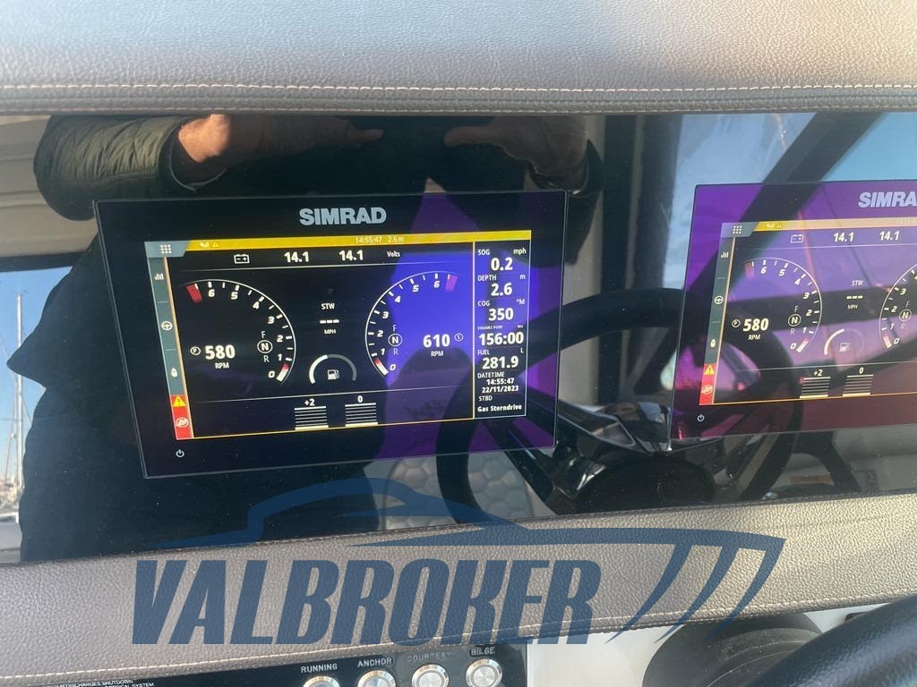 Sea ray 320 sundancer model year 2019 (15)