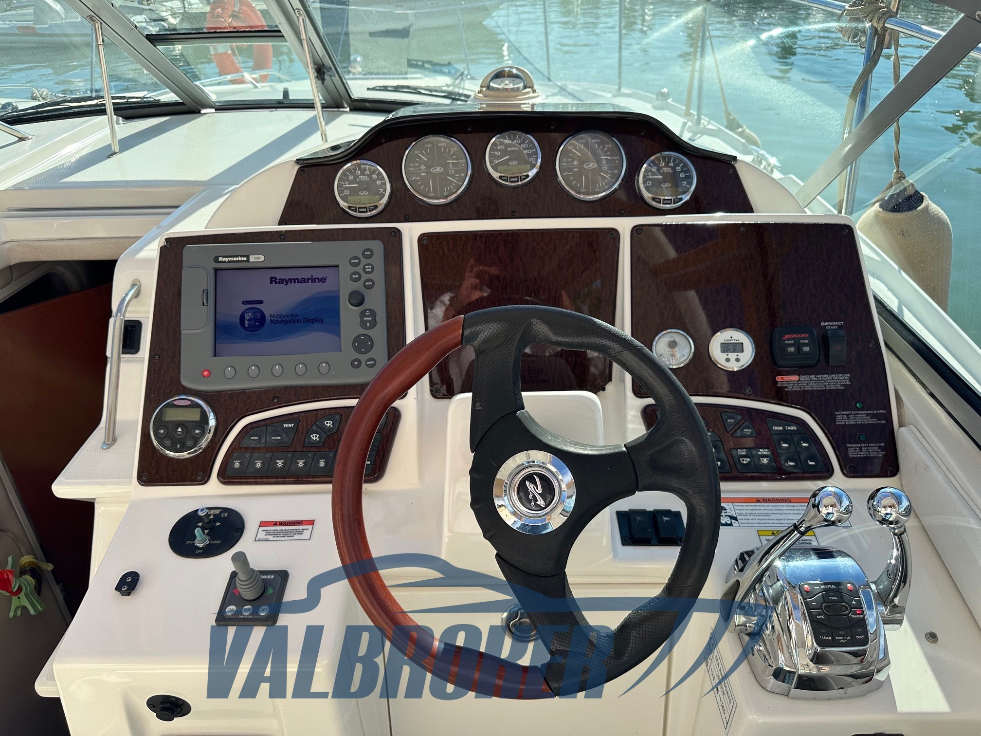 sea ray 355 sundancer (22)