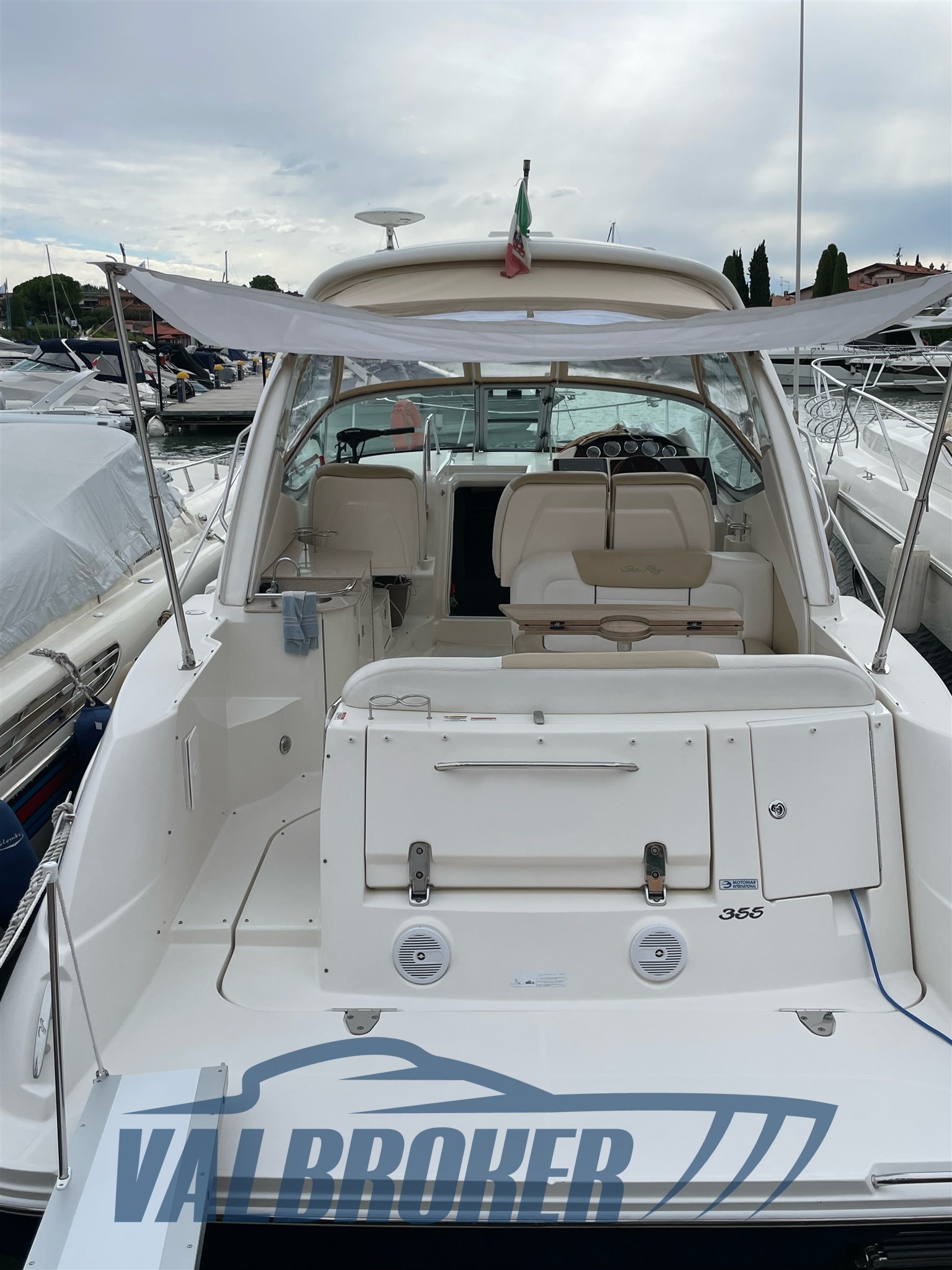 Sea ray 355 sundancer 2008 (14)