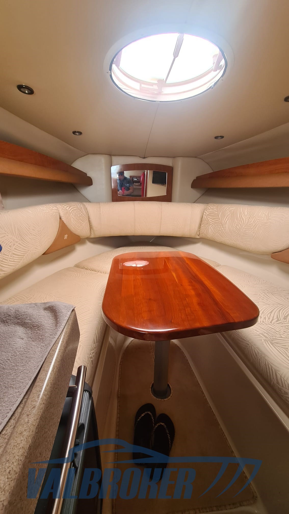 Four Winns 278 2006 interni (10)