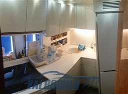 Mangusta 72 - Interni (7)