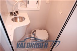 Crownline 268 Valbroker (40)