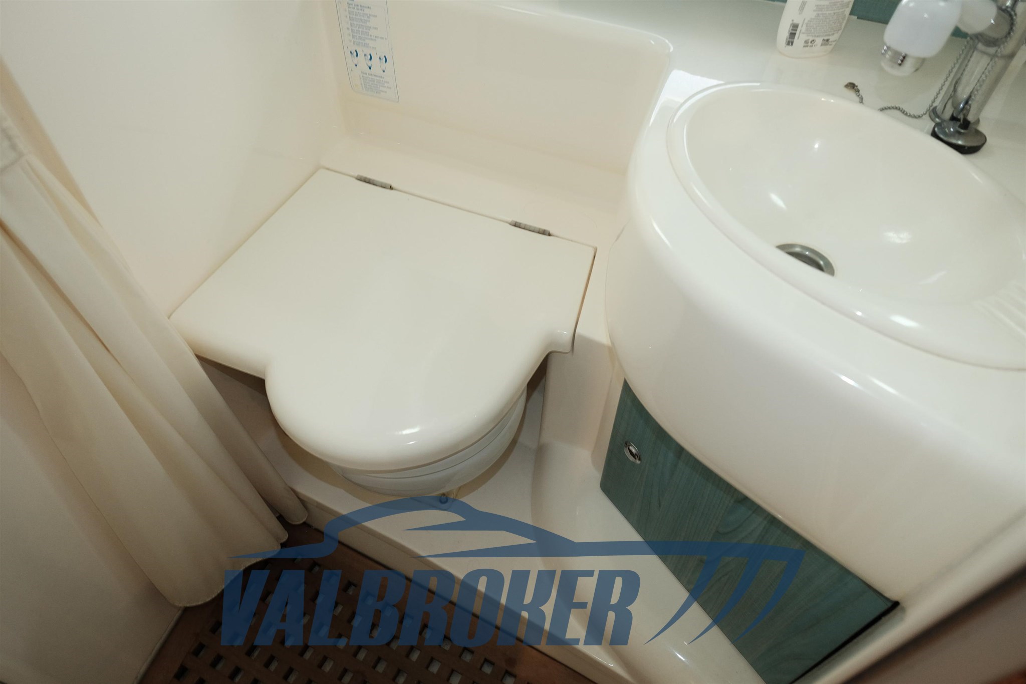 Sealine s 34 model year 2004 (61)