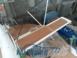 Sealine S 34 model year 2004 (21)