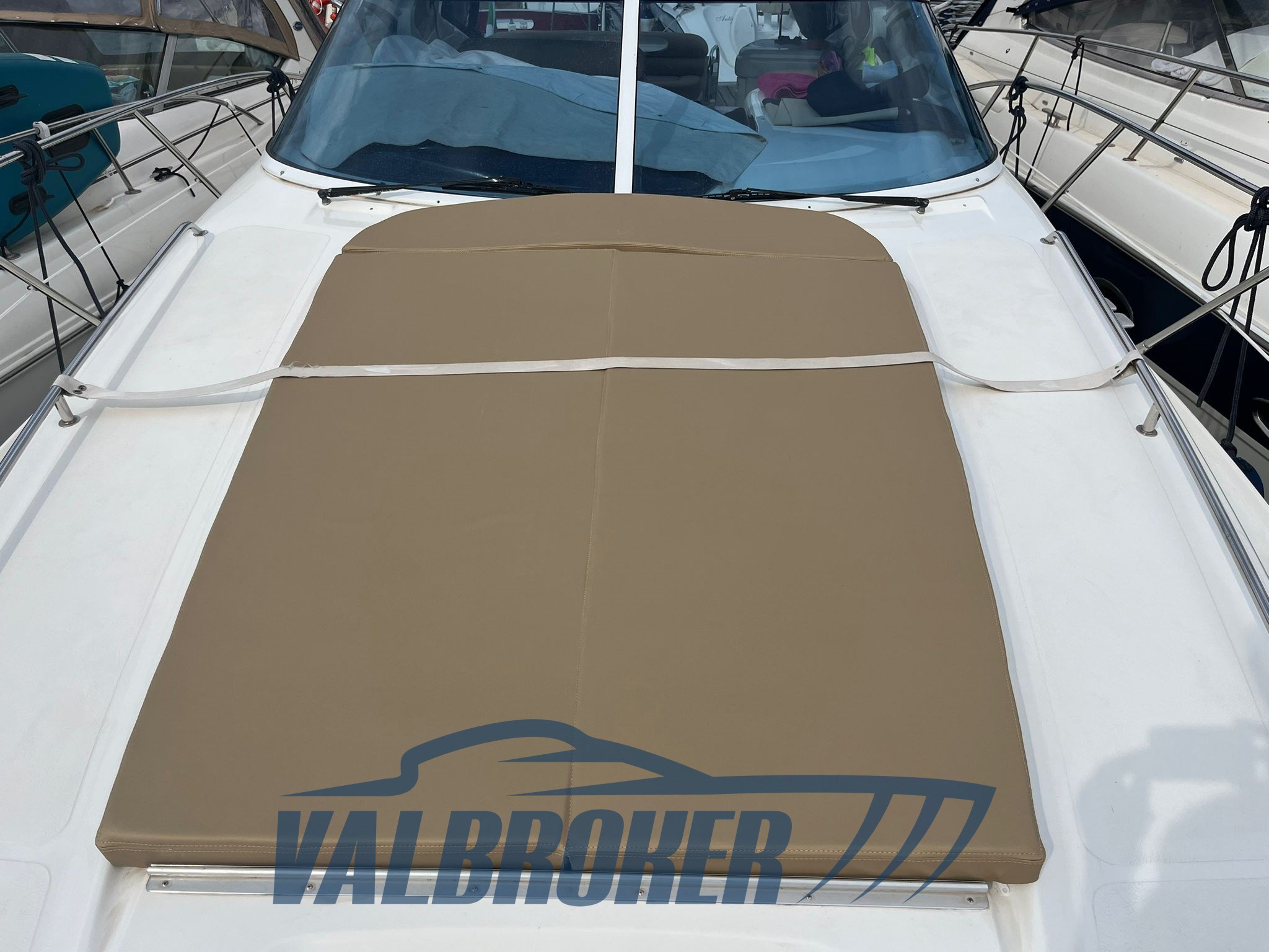 Sealine S 34 model year 2004 (11)