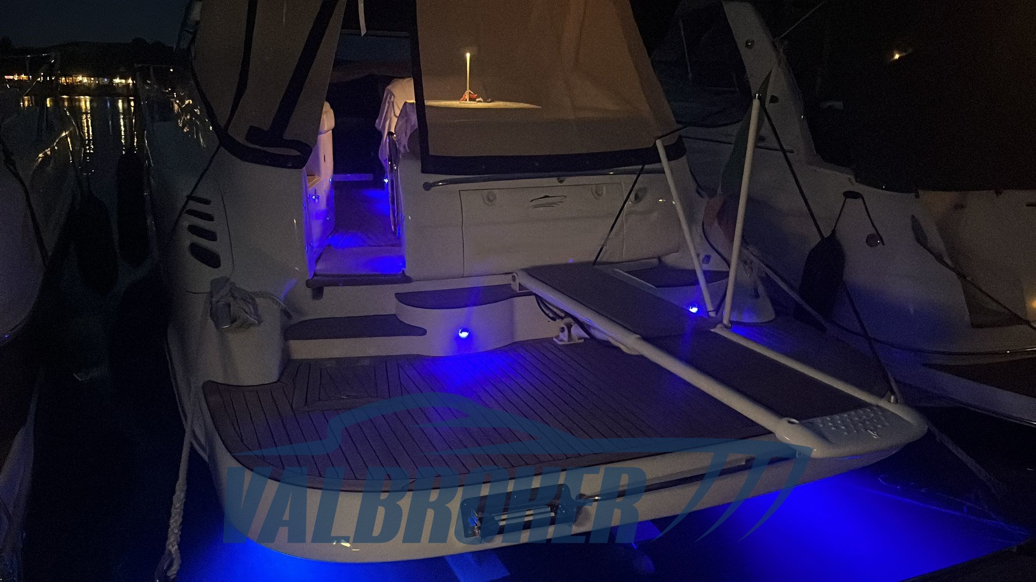 Sealine S 34 model year 2004 (5)