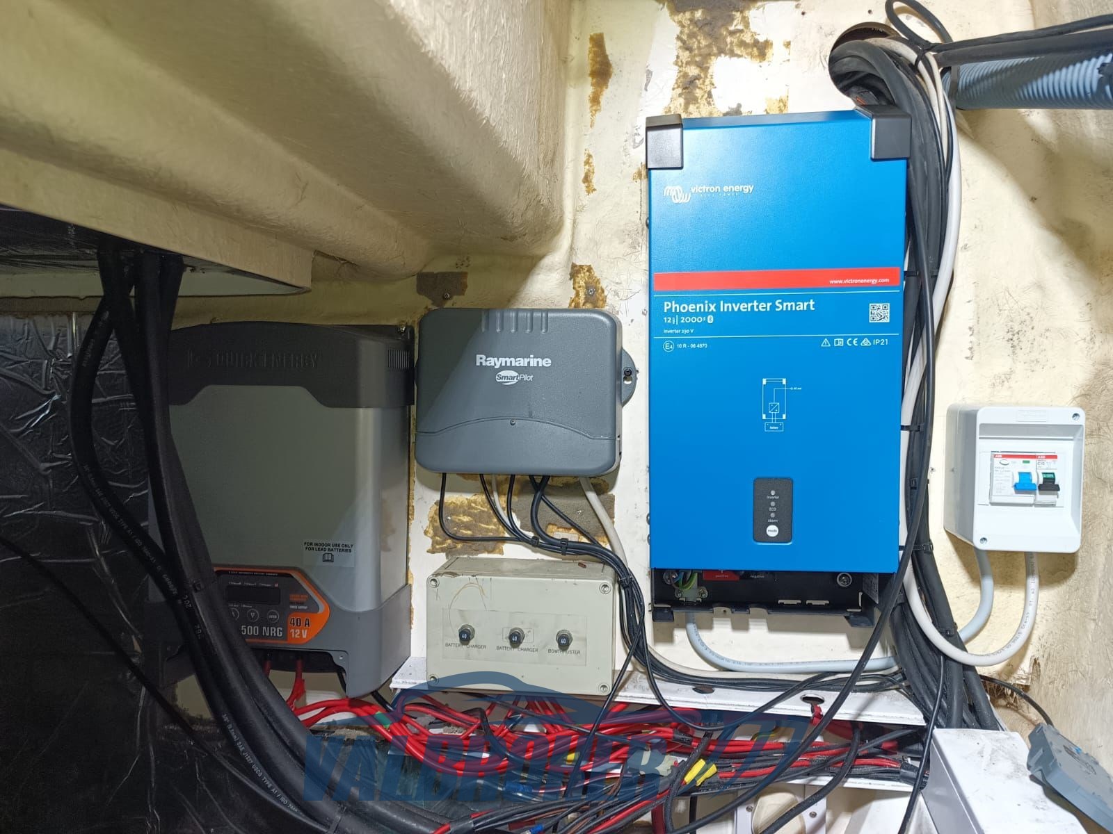 Sealine S 34 model year 2004 (23)