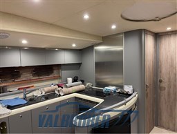 Fairline Targa 52 2006 valbroker (9)