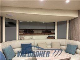 Fairline Targa 52 2006 valbroker (8)