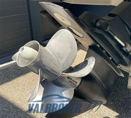 Sea ray 250 SLX (32)