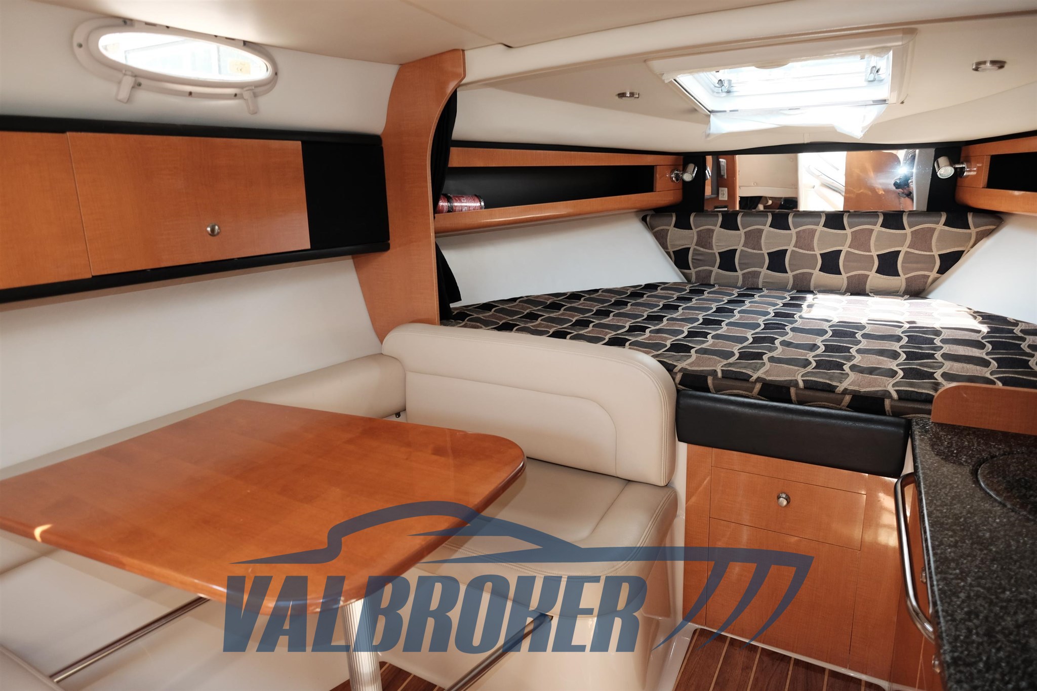 Chaparral 280 Signature (261)