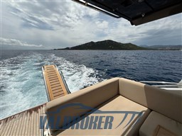 Sealine sc 35 2010 Valbroker (1)