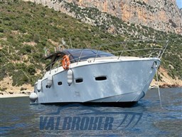 Sealine sc 35 2010 Valbroker (2)