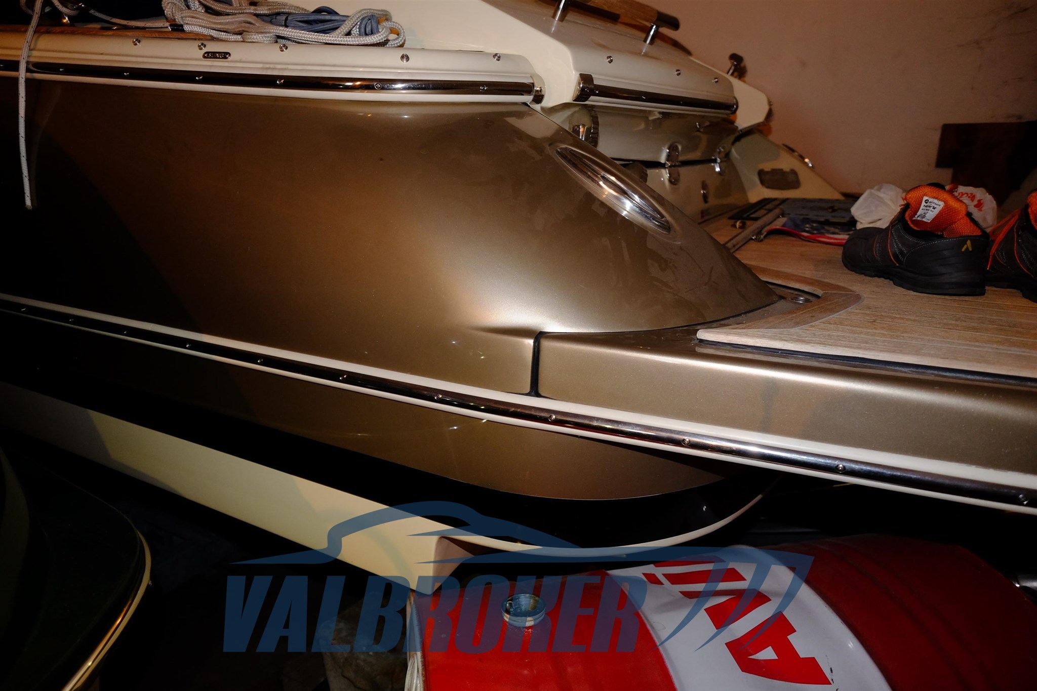 Chris Craft 32 Corsair (158)