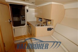 Chris Craft 32 Corsair (255)