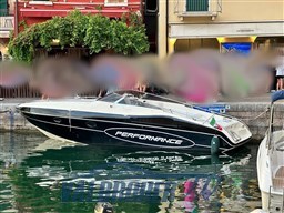 Performance 907 (14)
