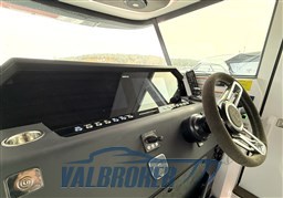 Axopar 37 2020 valbroker (22)