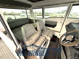 Axopar 37 2020 valbroker (10)