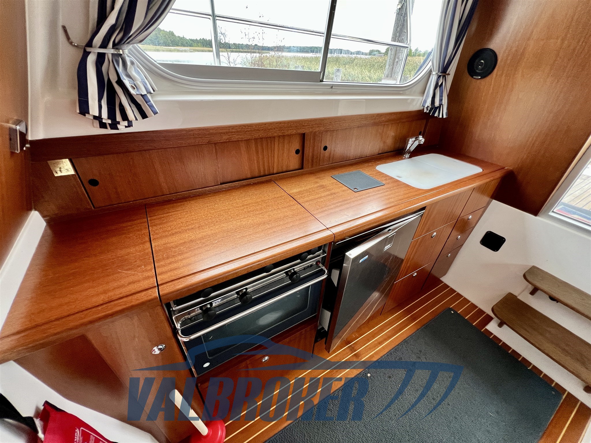 Nimbus 340 Commander (37)