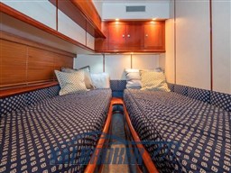 fairline-boats-fairline-squadron-62-59927050220965575252545548504566x