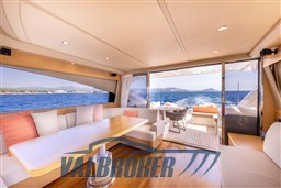 PRINCESS V70 2008  Valbroker interni (5)