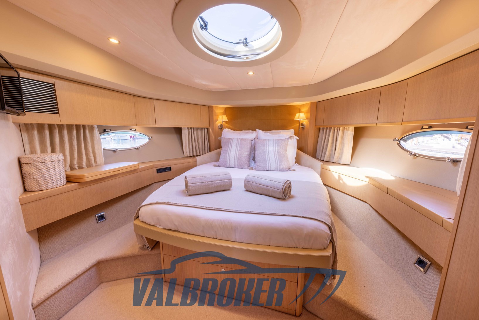 PRINCESS V70 2008  Valbroker interni (7)