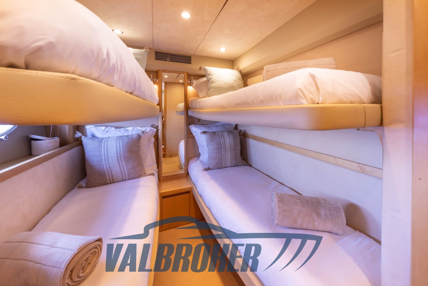 PRINCESS V70 2008  Valbroker interni (14)